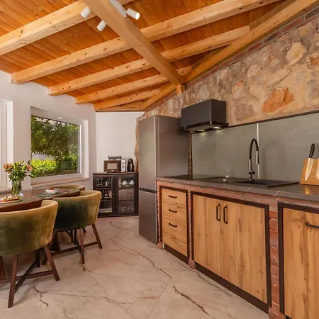 Appartamento Zeus Faber Apartment-luksuzna Oaza U Centru Grada *
