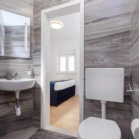 Zeus Faber Apartment-luksuzna Oaza U Centru Grada Appartamento