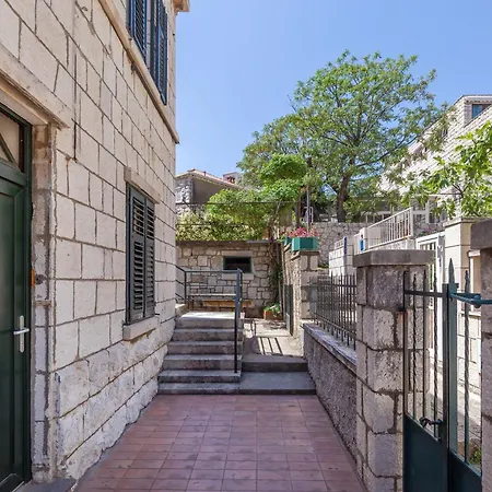 Zeus Faber Apartment-luksuzna Oaza U Centru Grada Дубровник