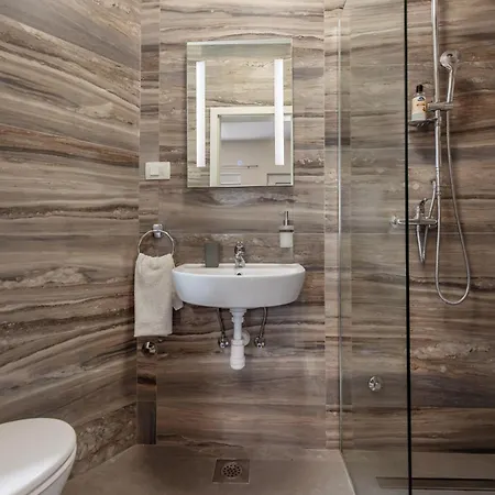 Zeus Faber Apartment-luksuzna Oaza U Centru Grada Apartman *