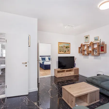 Апартаменты Zeus Faber Apartment-luksuzna Oaza U Centru Grada Дубровник