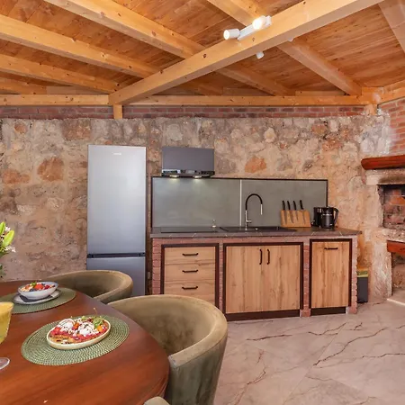 Zeus Faber Apartment-luksuzna Oaza U Centru Grada Apartmán *