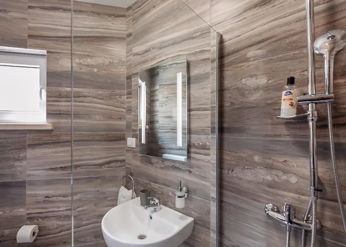 Zeus Faber Apartment-luksuzna Oaza U Centru Grada Apartament