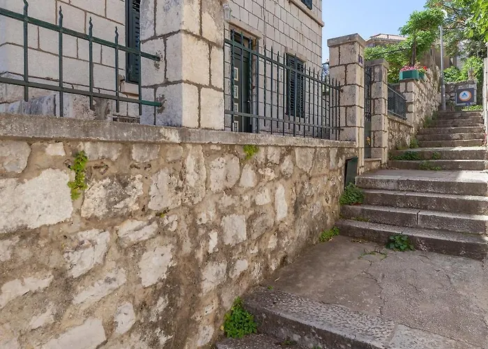 Zeus Faber Apartment-luksuzna Oaza U Centru Grada *